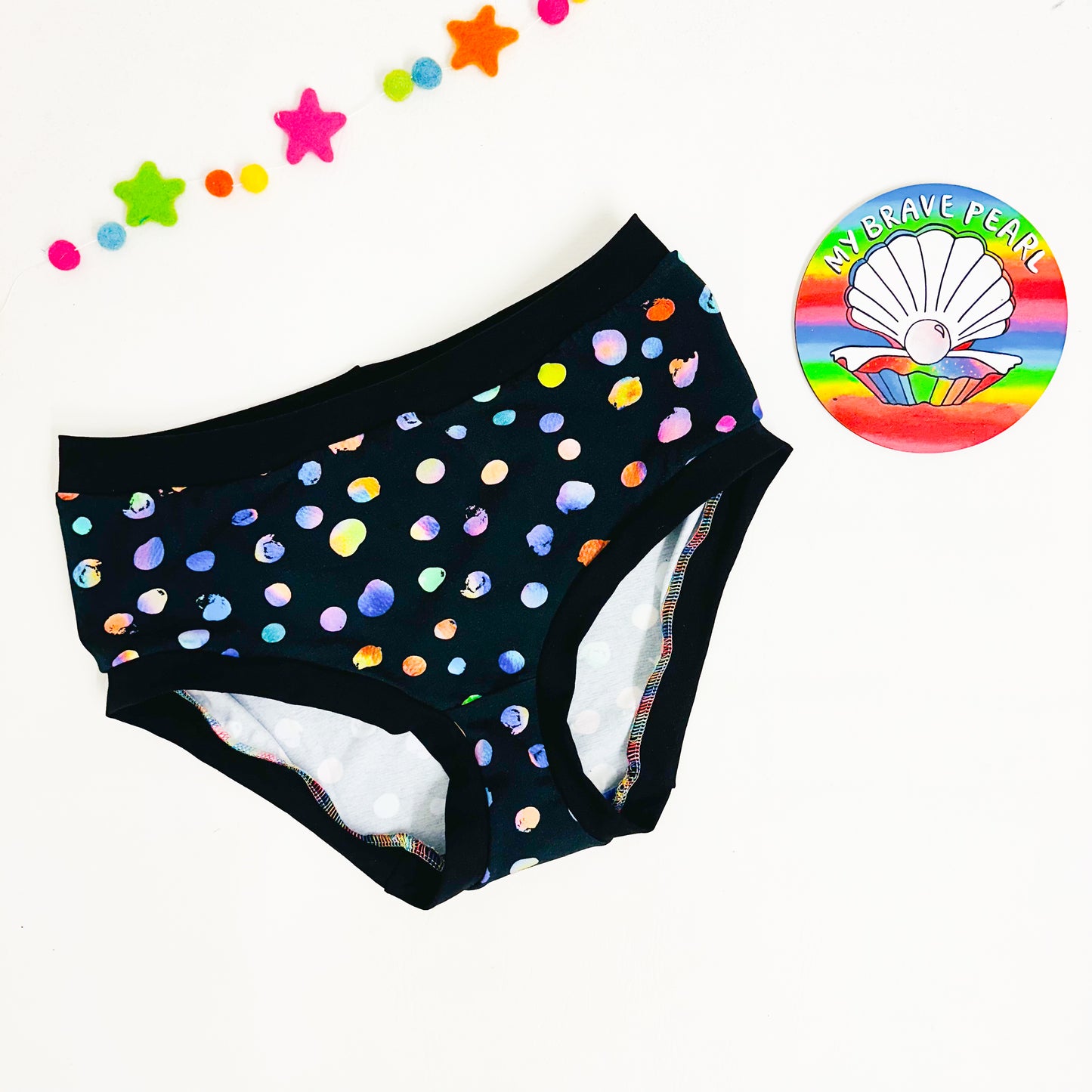 Adults Briefs - Curve Fit