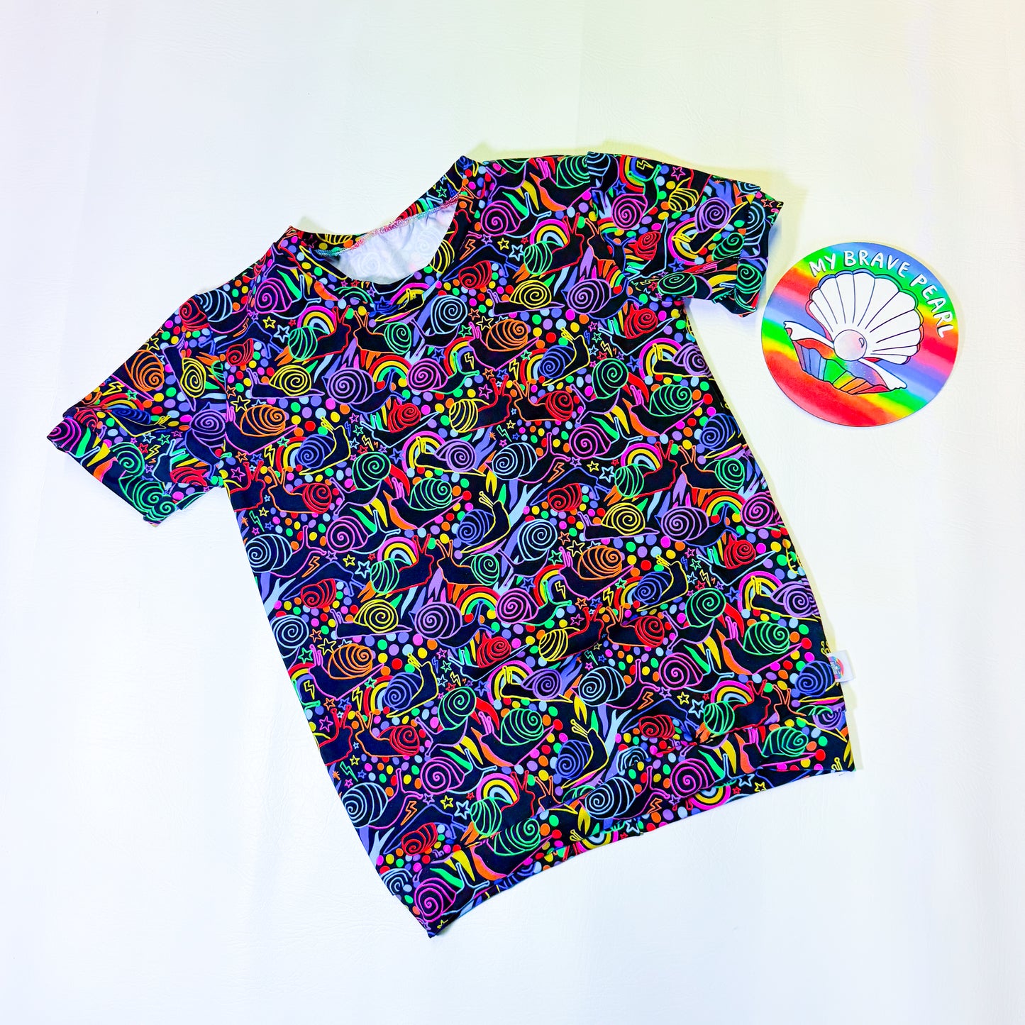 Ready To Ship 9-10Y Neon Snails Tee