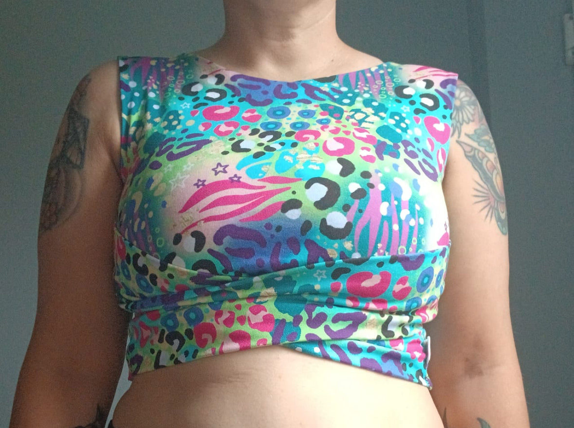 Adults Crossover Crop - Curve Fit