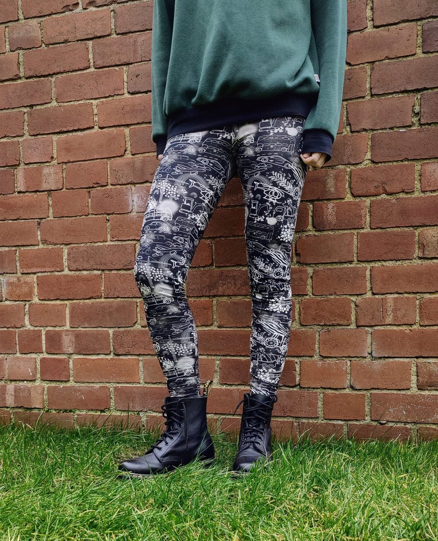 Adults Leggings - Curve Fit