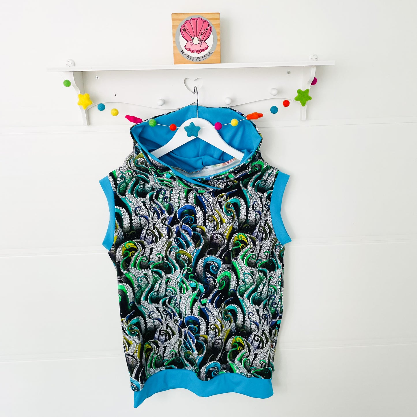 Adults Sleeveless Hoodie - Straight Fit