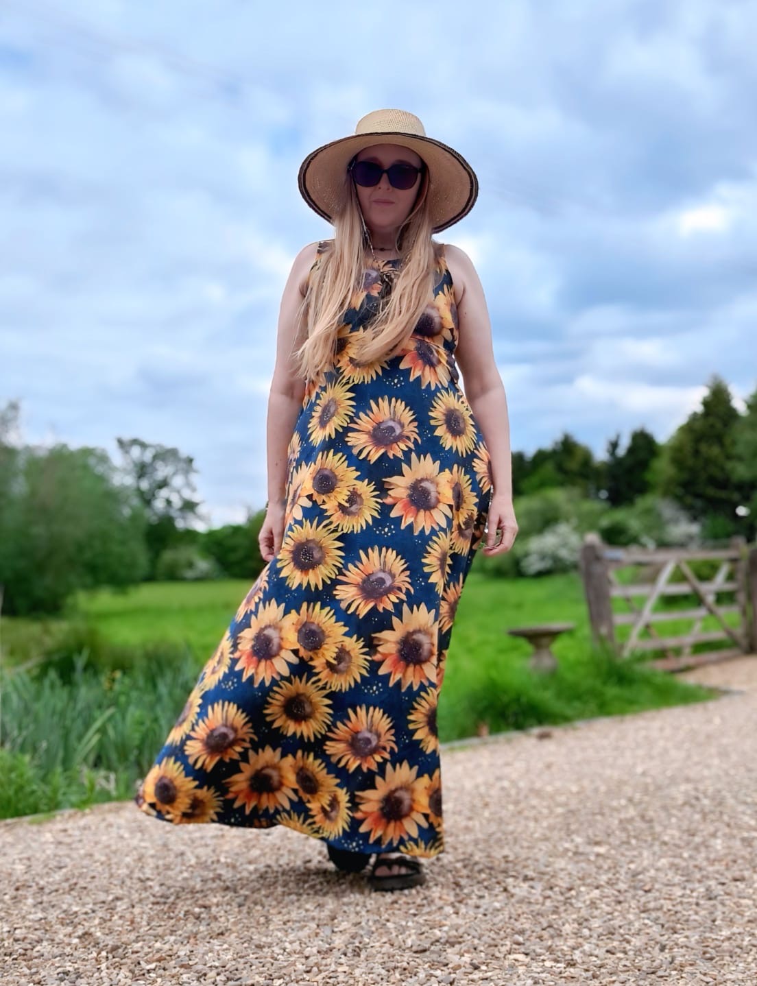 Adults Short Sleeve Maxi Dress - Curve Fit
