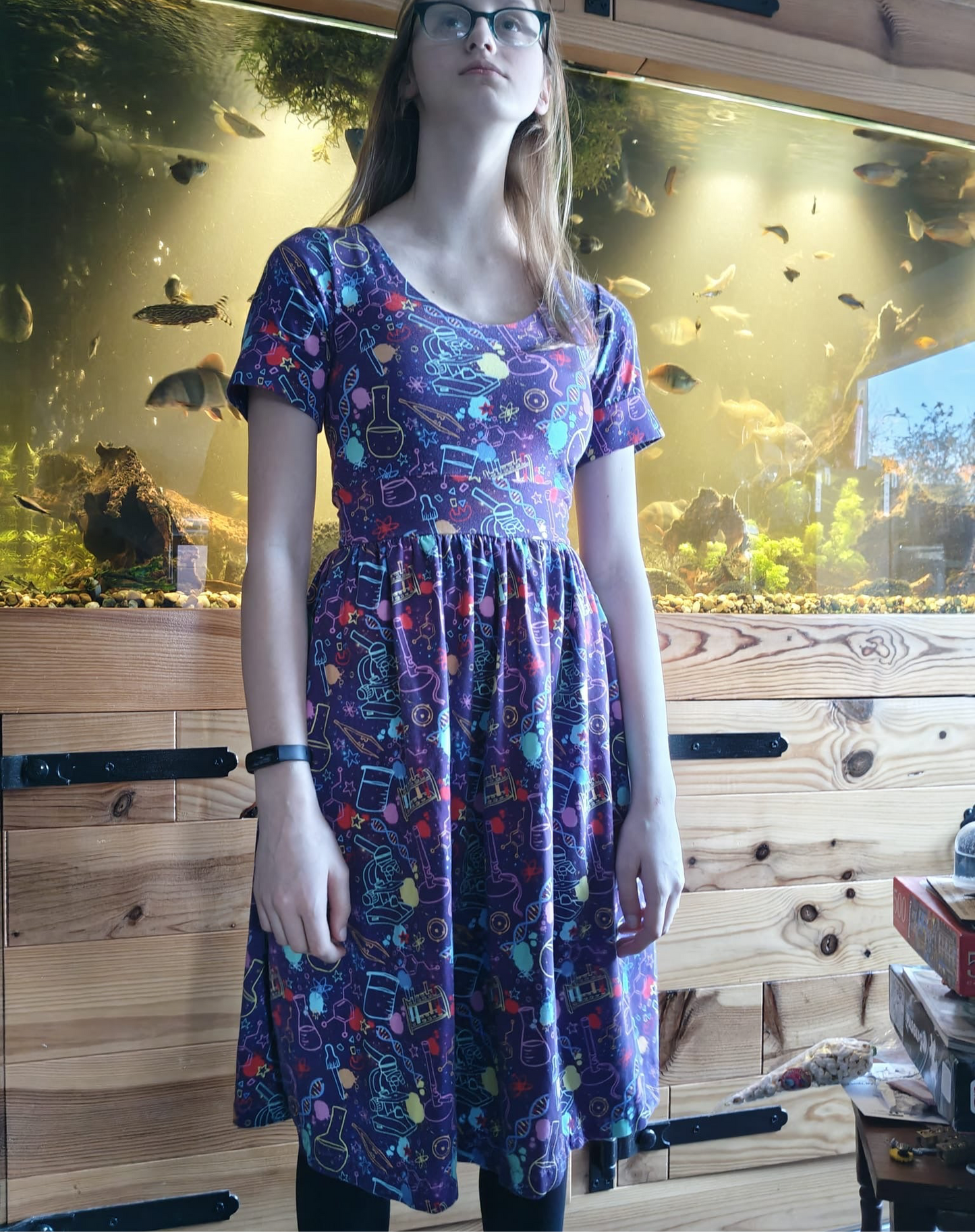 Adults Short Sleeve Midi Dress - Curve Fit