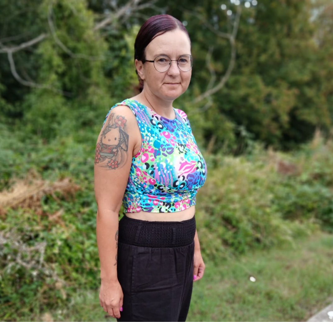 Adults Crossover Crop - Curve Fit