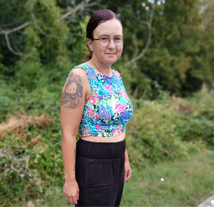 Adults Crossover Crop - Curve Fit